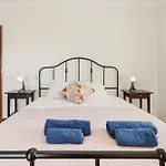 Casa Dona Lola بيت للعطل